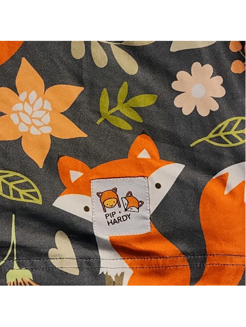 Pip + Hardy 5-in-1 Nursing Cover & Infant Car Seat Canopy - Forest Fox Theme